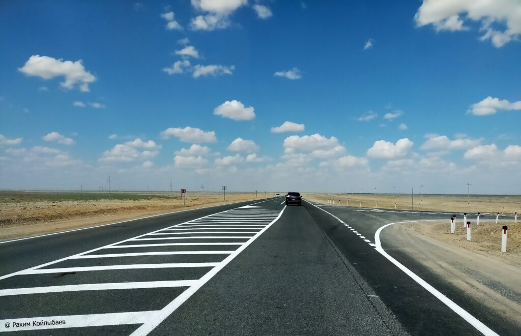 Вдоль автотрасс по Атырауской области построят пять антенно-мачтовых сооружений