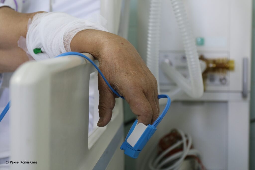 В Актау пять человек получили ранения в результате взрыва газового баллона