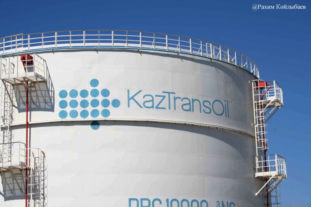 Подписан договор на транспортировку нефти из Казахстана через Россию