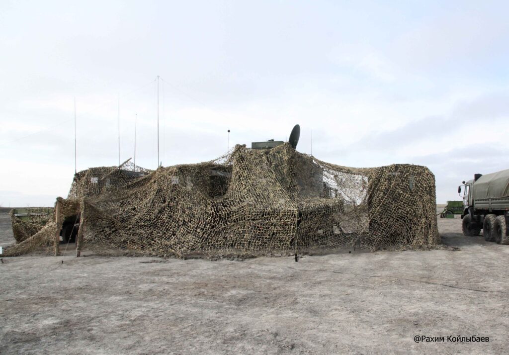 Нахождение военной техники на Тенгизе прокомментировали в минобороны
