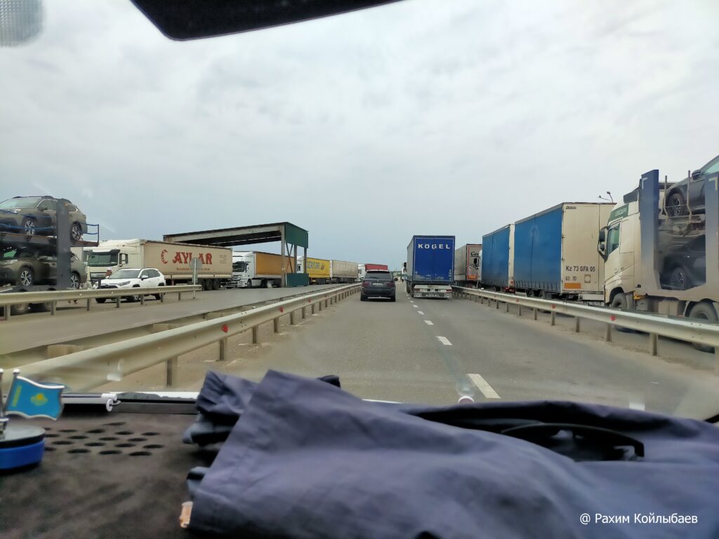 В России модернизирует 30 пунктов пропуска на границе с Казахстаном