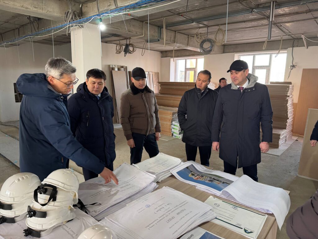 Министерская инспекция будущих объектов здравоохранения в Атырау