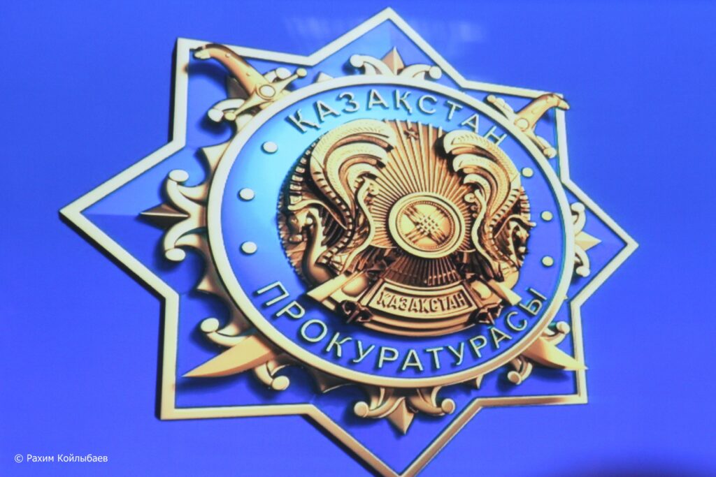 Прокуратура с предупреждением обратилась к СМИ и блогерам