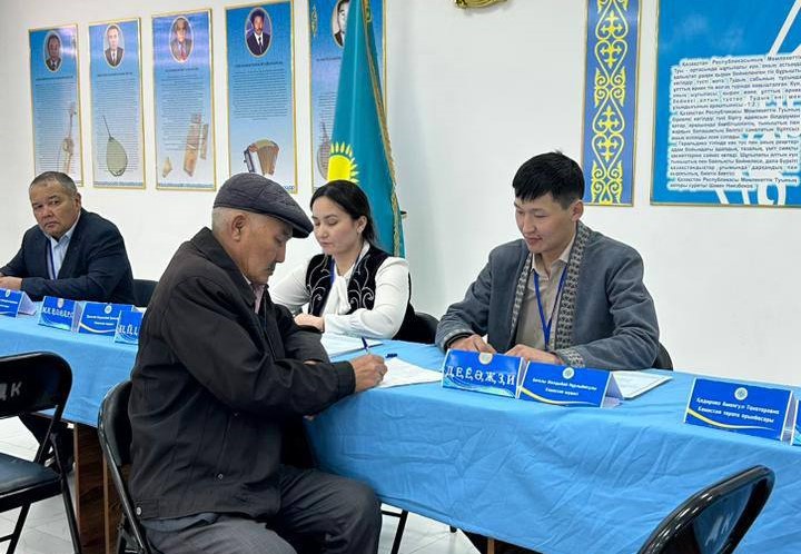 В Мангыстау избиратель по имени Казахстан сделал свой выбор