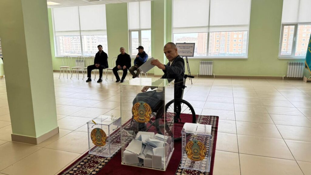 В Мангыстау созданы условия для голосования граждан с ограниченными возможностями
