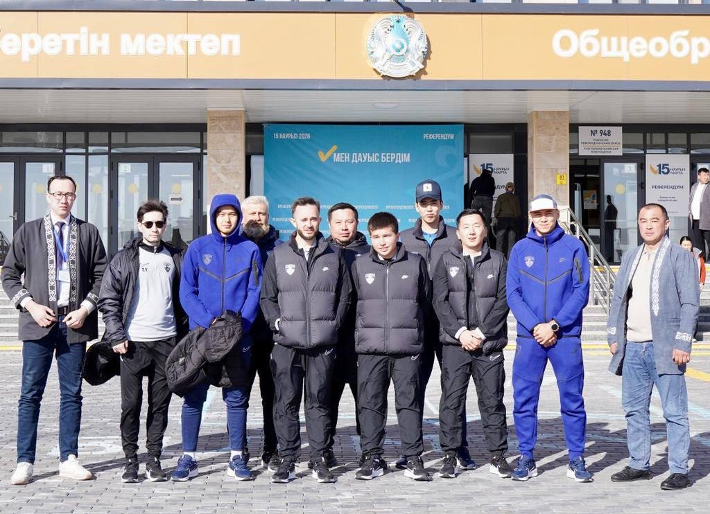 Коллектив футбольного клуба «Каспий» принял участие в референдуме