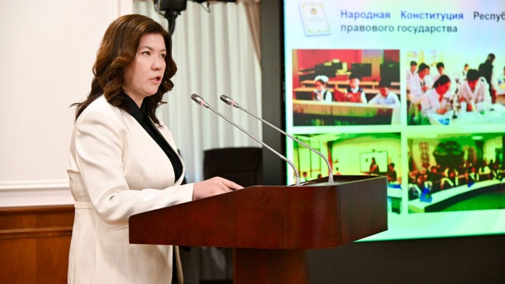 Поборам с учителей — конец: министр просвещения назвала сборы на ремонт школ незаконными