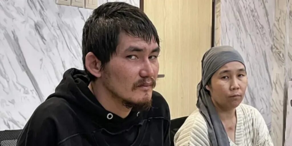 Убийство семьи в Жангельдине: Акбаян Мукангалиева встретилась с детьми