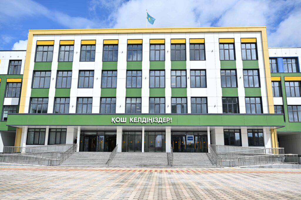 В 20 регионах Казахстана построят специальные школы нового формата