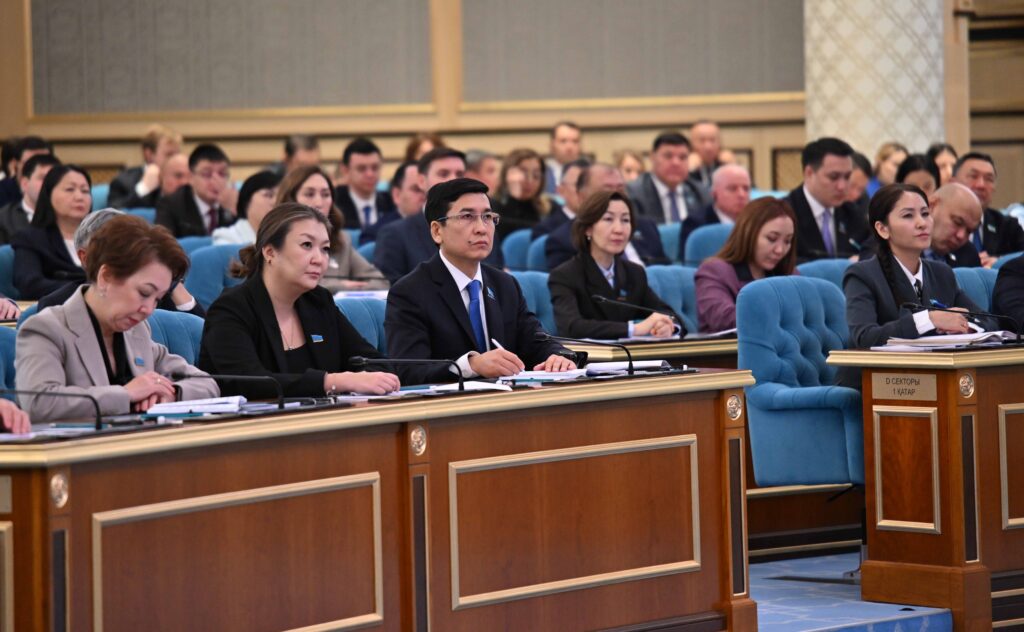 Богатые заплатят больше? Что услышали депутаты в Послании Президента